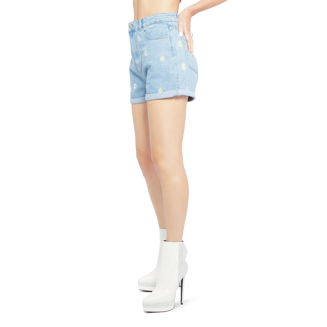 Casual Floral Embroidery Denim Women's Shorts